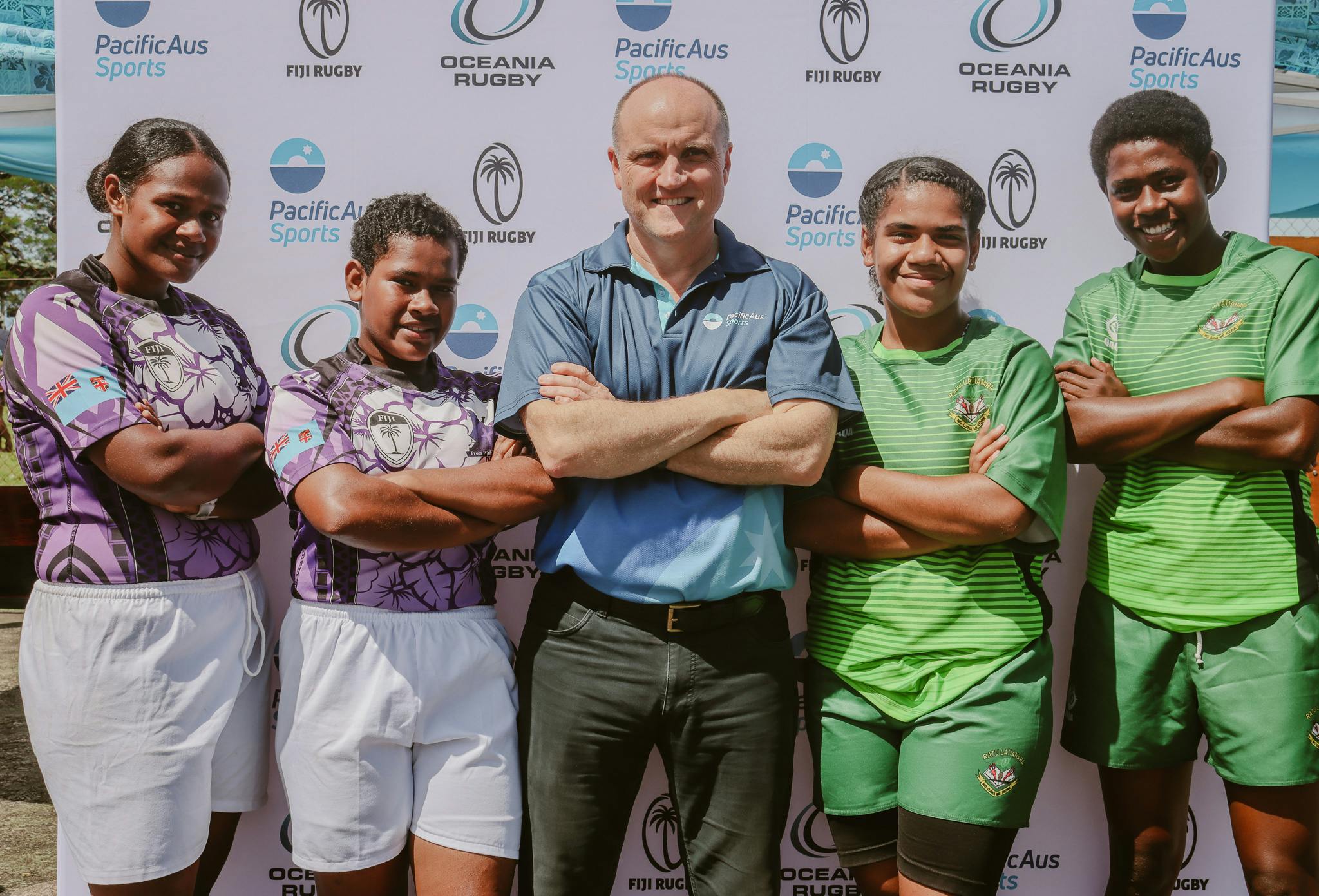 H.E John Williams - Acting Australian High Commissioner to Fiji with players from the Raluve Secondary Schools Competition.
