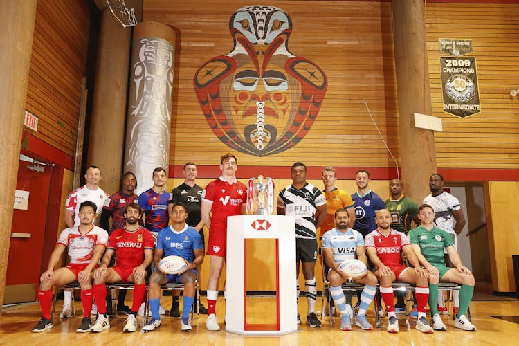Vancouver welcomes all 16 men’s core teams on the HSBC World Rugby Sevens Series as captains visit Squamish First Nation community. Photo: Mike Lee for World Rugby